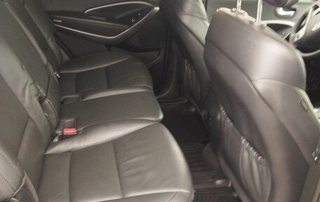 Hyundai Santa Fe III рестайлинг, 2016 год, 2 000 000 рублей, 13 фотография