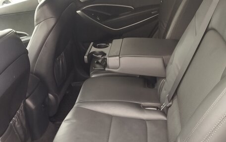 Hyundai Santa Fe III рестайлинг, 2016 год, 2 000 000 рублей, 15 фотография