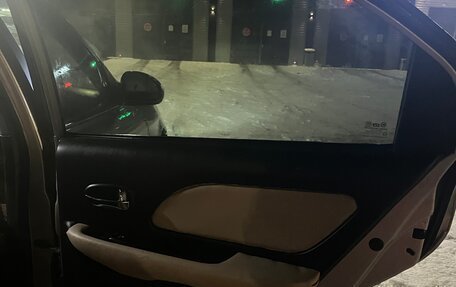 Hyundai Sonata IV рестайлинг, 2004 год, 360 000 рублей, 20 фотография