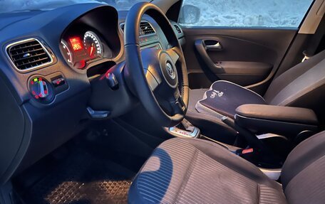 Volkswagen Polo VI (EU Market), 2011 год, 660 000 рублей, 5 фотография