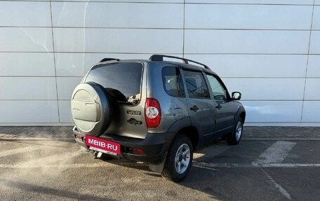 Chevrolet Niva I рестайлинг, 2020 год, 880 000 рублей, 5 фотография