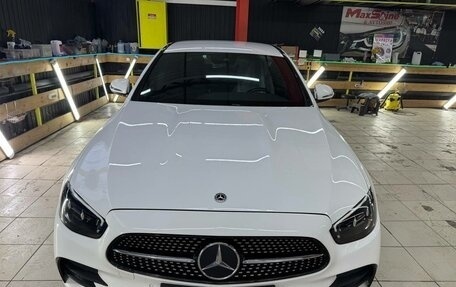 Mercedes-Benz E-Класс, 2021 год, 3 700 000 рублей, 8 фотография