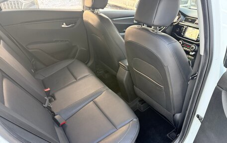 KIA Rio IV, 2017 год, 1 400 000 рублей, 13 фотография