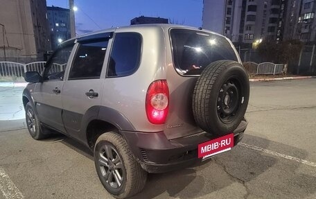 Chevrolet Niva I рестайлинг, 2010 год, 390 000 рублей, 3 фотография