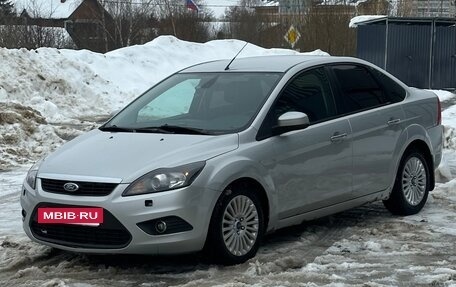 Ford Focus II рестайлинг, 2011 год, 800 000 рублей, 2 фотография
