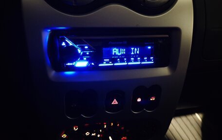 Renault Sandero I, 2012 год, 450 000 рублей, 2 фотография