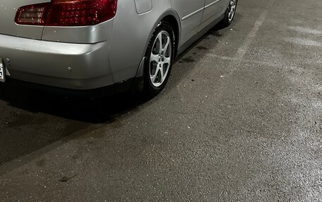 Nissan Skyline, 2001 год, 450 000 рублей, 3 фотография