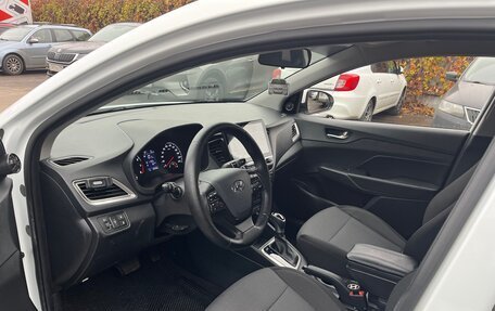 Hyundai Solaris II рестайлинг, 2019 год, 1 500 000 рублей, 5 фотография