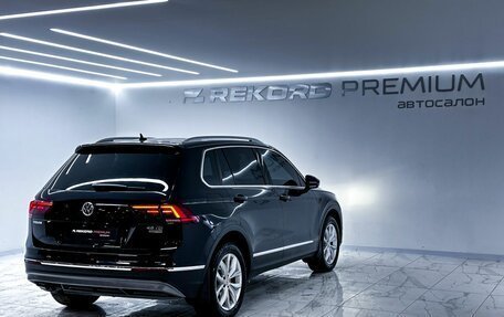 Volkswagen Tiguan II, 2017 год, 2 950 000 рублей, 6 фотография