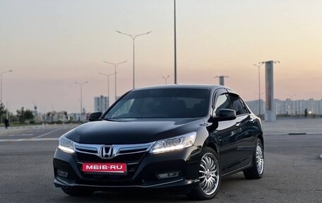 Honda Accord IX рестайлинг, 2013 год, 1 295 000 рублей, 1 фотография