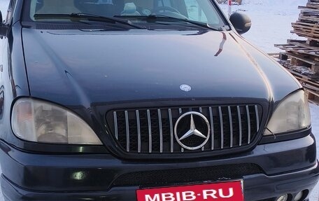 Mercedes-Benz M-Класс, 2000 год, 940 000 рублей, 1 фотография