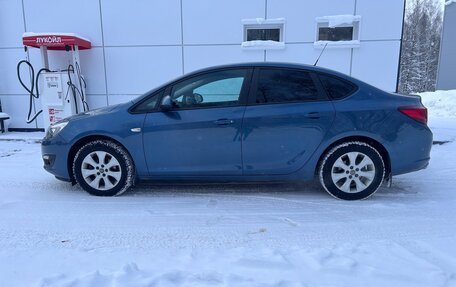 Opel Astra J, 2014 год, 1 020 000 рублей, 3 фотография