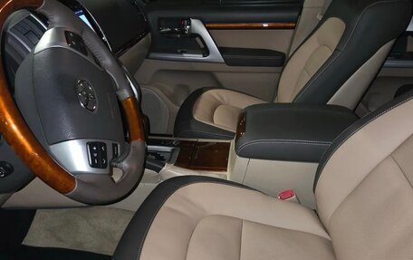 Toyota Land Cruiser 200, 2012 год, 4 200 000 рублей, 9 фотография