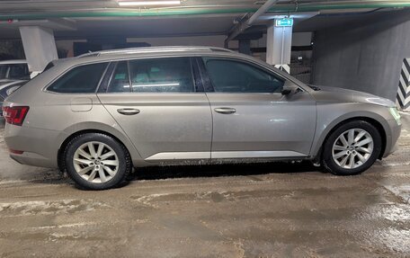 Skoda Superb III рестайлинг, 2017 год, 1 800 000 рублей, 4 фотография