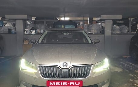 Skoda Superb III рестайлинг, 2017 год, 1 800 000 рублей, 2 фотография