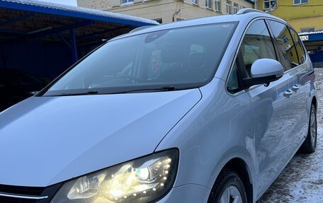 Volkswagen Sharan II, 2017 год, 2 040 000 рублей, 3 фотография