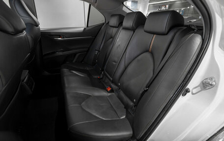 Toyota Camry, 2018 год, 2 580 000 рублей, 12 фотография