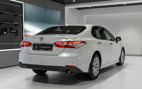 Toyota Camry, 2018 год, 2 580 000 рублей, 5 фотография