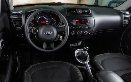 KIA Soul II рестайлинг, 2014 год, 1 135 000 рублей, 6 фотография