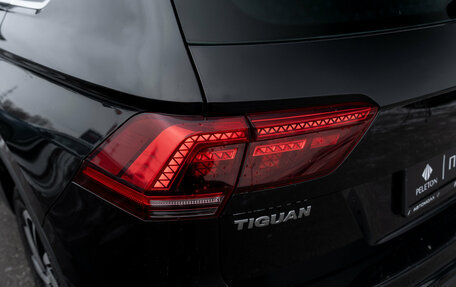 Volkswagen Tiguan II, 2018 год, 2 320 000 рублей, 24 фотография