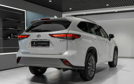 Toyota Highlander, 2025 год, 5 450 000 рублей, 5 фотография