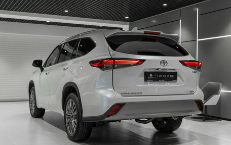 Toyota Highlander, 2025 год, 5 450 000 рублей, 4 фотография