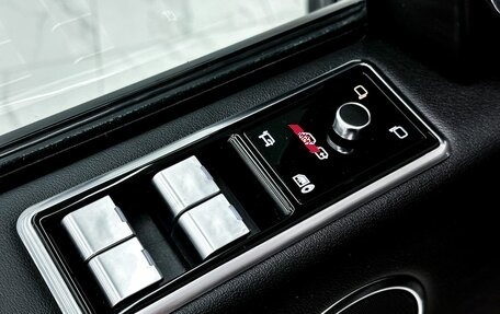 Land Rover Range Rover IV рестайлинг, 2013 год, 3 179 000 рублей, 21 фотография