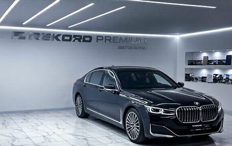 BMW 7 серия, 2021 год, 6 150 000 рублей, 2 фотография