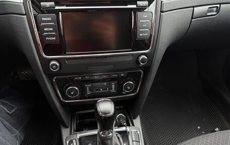 Skoda Superb III рестайлинг, 2013 год, 1 100 000 рублей, 11 фотография