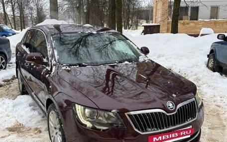 Skoda Superb III рестайлинг, 2013 год, 1 100 000 рублей, 4 фотография