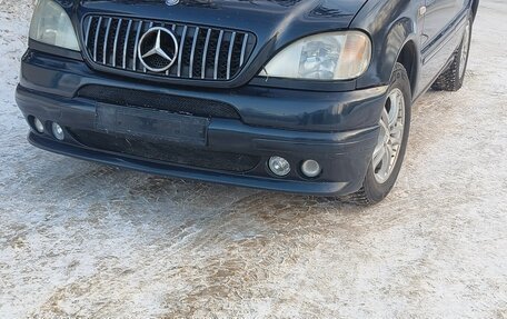 Mercedes-Benz M-Класс, 2000 год, 940 000 рублей, 2 фотография