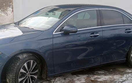 Mercedes-Benz A-Класс, 2021 год, 3 700 000 рублей, 5 фотография