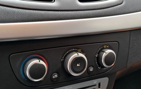 Renault Megane III, 2011 год, 950 000 рублей, 18 фотография