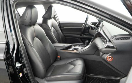 Toyota Camry, 2018 год, 2 937 444 рублей, 8 фотография