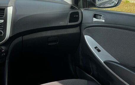 Hyundai Solaris II рестайлинг, 2011 год, 590 000 рублей, 16 фотография