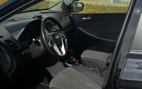 Hyundai Solaris II рестайлинг, 2011 год, 590 000 рублей, 7 фотография