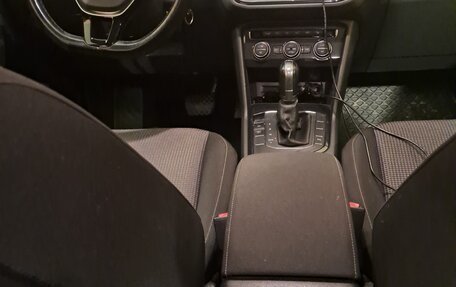 Volkswagen Tiguan II, 2018 год, 2 250 рублей, 5 фотография