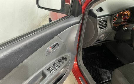 KIA Rio II, 2005 год, 599 000 рублей, 18 фотография