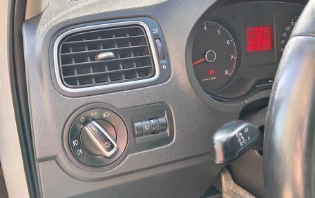 Volkswagen Polo VI (EU Market), 2012 год, 690 000 рублей, 13 фотография