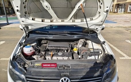 Volkswagen Polo VI (EU Market), 2012 год, 690 000 рублей, 24 фотография