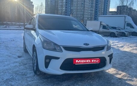 KIA Rio IV, 2019 год, 980 000 рублей, 4 фотография
