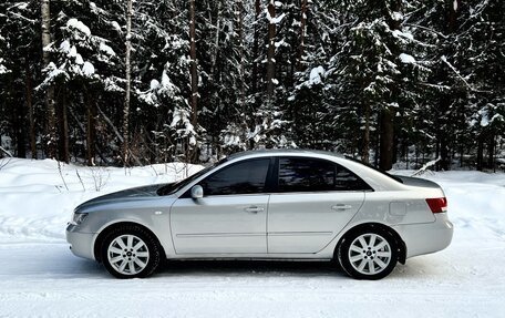 Hyundai Sonata VI, 2005 год, 660 000 рублей, 3 фотография