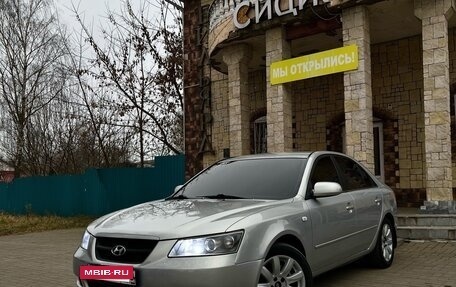 Hyundai Sonata VI, 2005 год, 660 000 рублей, 10 фотография