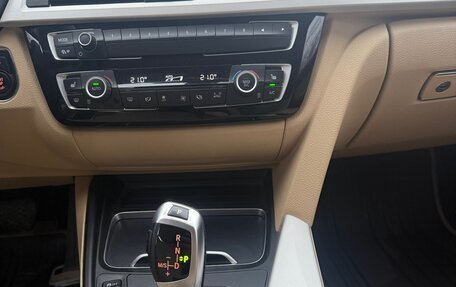 BMW 3 серия, 2018 год, 2 300 000 рублей, 9 фотография