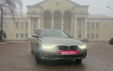 BMW 3 серия, 2018 год, 2 300 000 рублей, 2 фотография