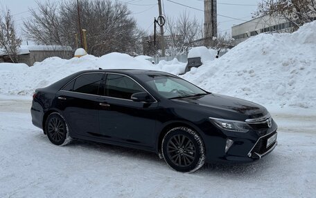 Toyota Camry, 2017 год, 1 950 000 рублей, 5 фотография
