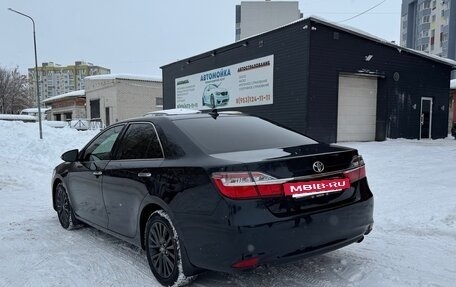 Toyota Camry, 2017 год, 1 950 000 рублей, 7 фотография