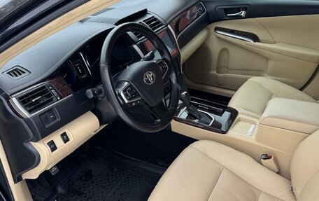 Toyota Camry, 2017 год, 1 950 000 рублей, 15 фотография