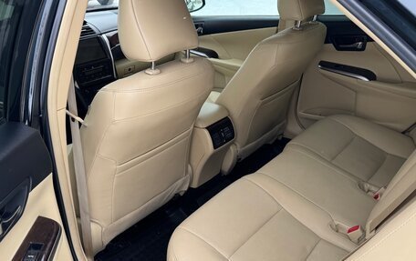 Toyota Camry, 2017 год, 1 950 000 рублей, 12 фотография