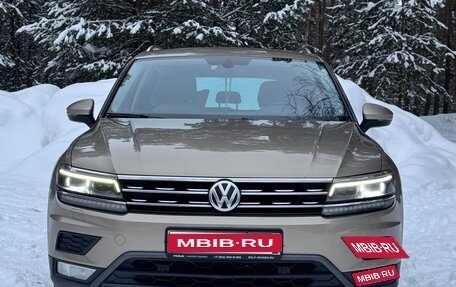 Volkswagen Tiguan II, 2017 год, 2 250 000 рублей, 1 фотография